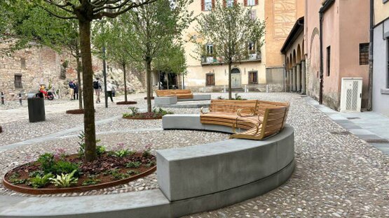 Bergamo Piazza Angelini #1