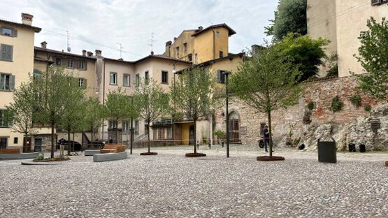 Bergamo Piazza Angelini #4